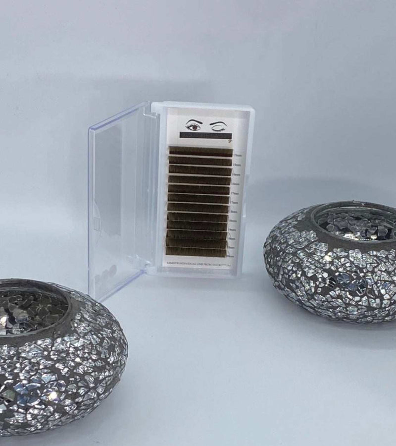 Classic C Curls – Natural Lash Extensions for Everyday Wear